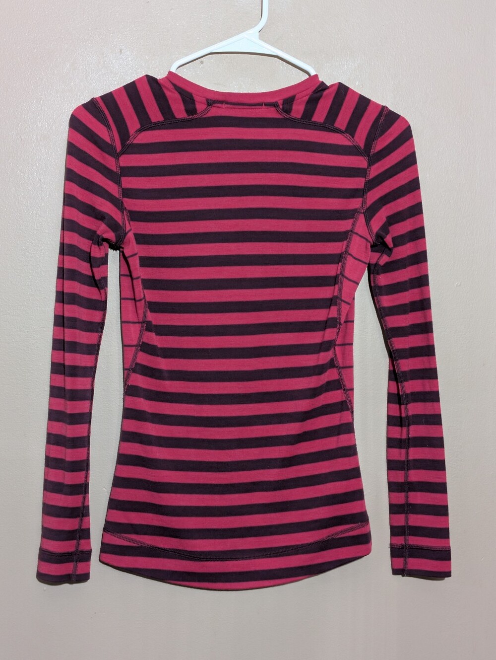 Smartwool Womens Merino Wool Long Sleeve Base Layer Top Magenta Striped XS - Picture 4 of 5